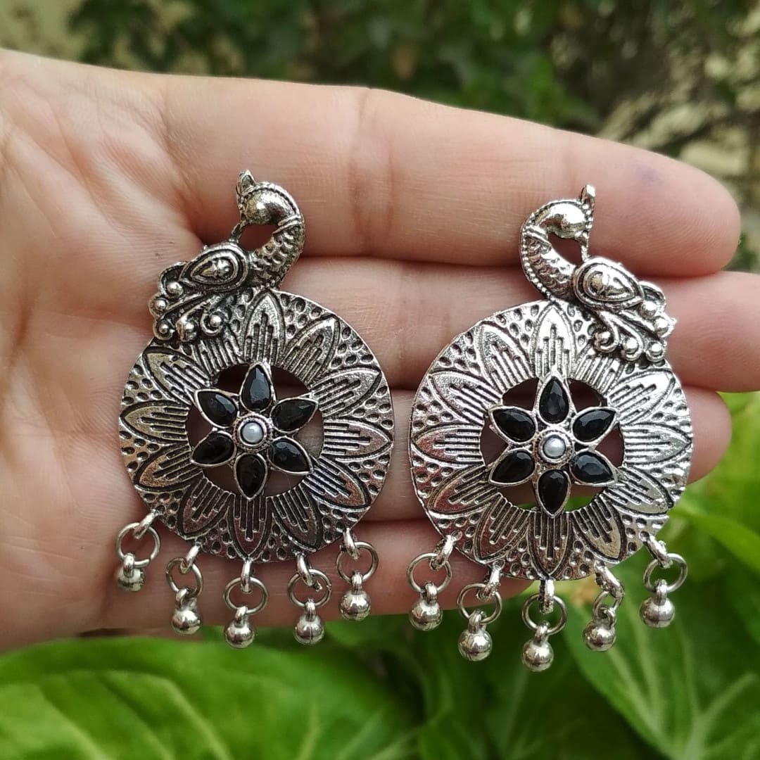 DHWANI silver oxidized earring